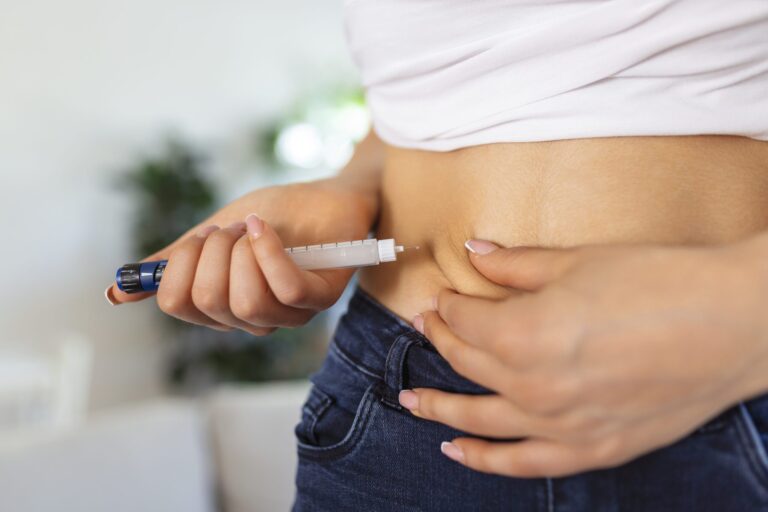 diabetic patient using insulin pen making insulin injection home young woman control diabetes diabetic lifestyle scaled 2